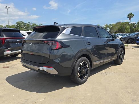 New 2026 Kia Sportage EX FWD image 8