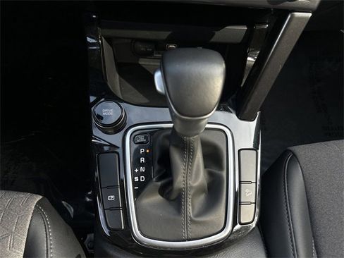 Certified 2025 Kia Seltos S image 34