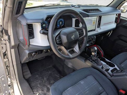 New 2026 Ford Bronco Heritage Edition AWD/4WD image 3