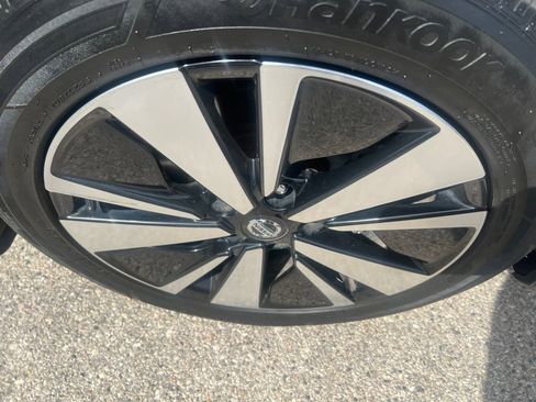 Used 2020 Nissan Altima 2.5 SV FWD image 38