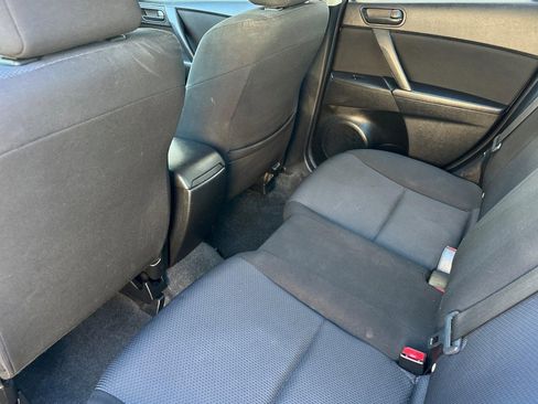 Used 2010 MAZDA MAZDA3 i Sport image 24