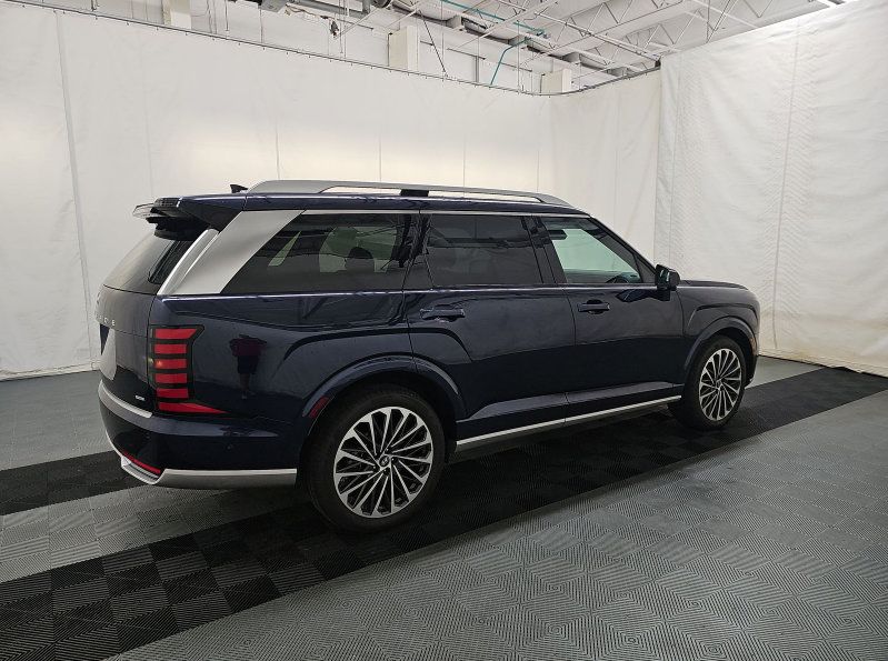 Certified 2026 Hyundai Palisade Calligraphy AWD/4WD image 7