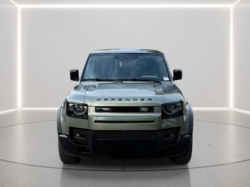 Used 2023 Land Rover Defender 110 X-Dynamic SE AWD/4WD image 8