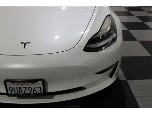 Used 2018 Tesla Model 3 Long Range image 8