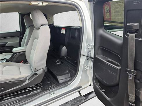 Used 2019 Chevrolet Colorado W/T RWD image 17