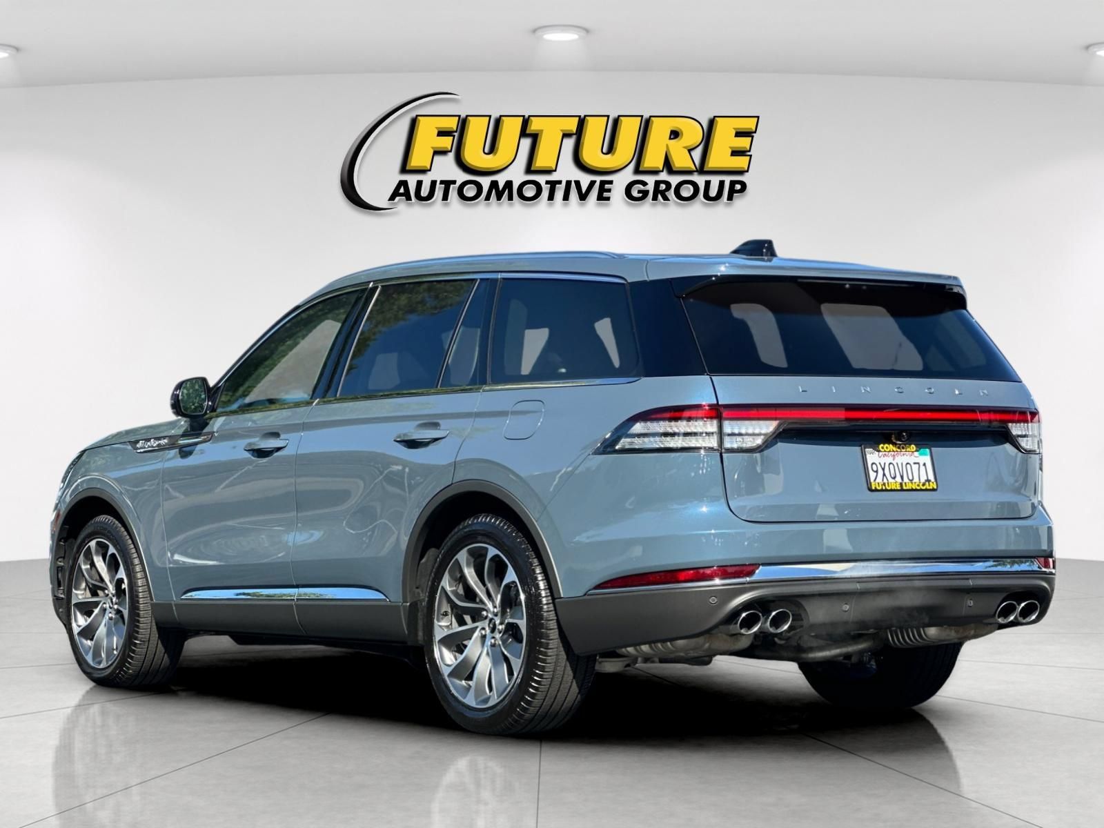 New 2026 Lincoln Aviator AWD image 5