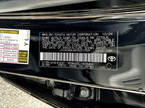 Used 2024 Toyota Prius Limited image 36