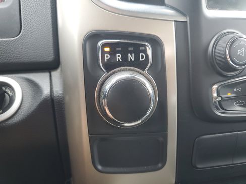 Used 2015 RAM 1500 Outdoorsman image 26