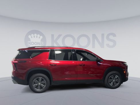 New 2026 Chevrolet Traverse LT w/ Enhanced Driving Package image 2