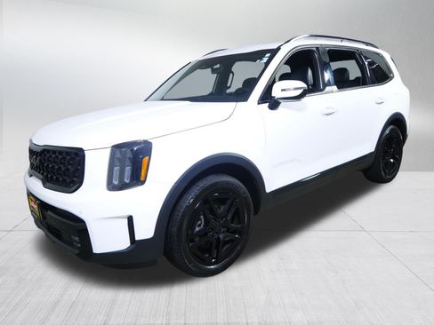 Used 2025 Kia Telluride SX X-Line AWD/4WD image 3