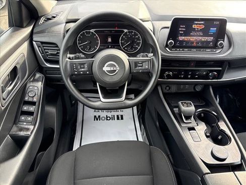 Used 2024 Nissan Rogue S image 6