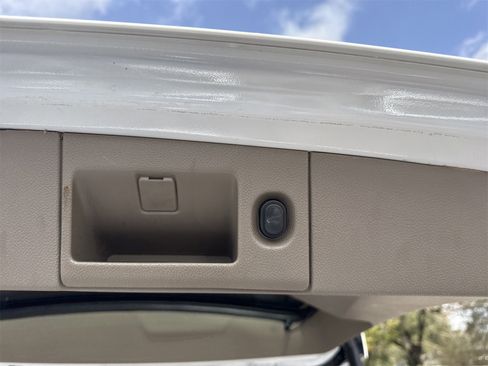 Used 2020 GMC Yukon SLT w/ Open Road Package image 41