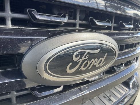 Used 2024 Ford F250 XLT w/ Black Appearance Package image 32