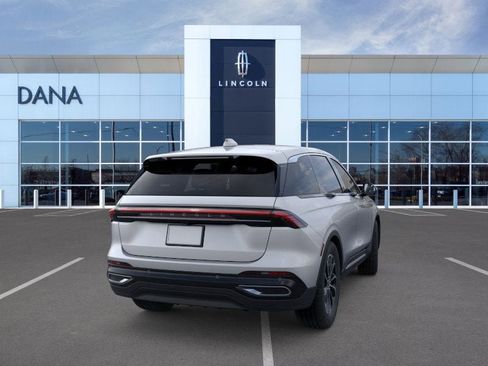 New 2026 Lincoln Nautilus Premier AWD/4WD image 8
