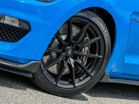 Used 2017 Ford Mustang Shelby GT350 w/ Electronics Package RWD image 5