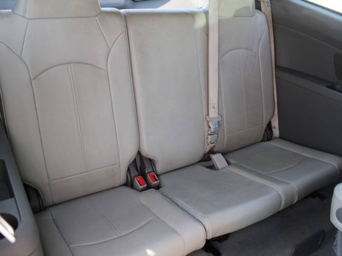 Used 2017 Chevrolet Traverse LT AWD/4WD image 11