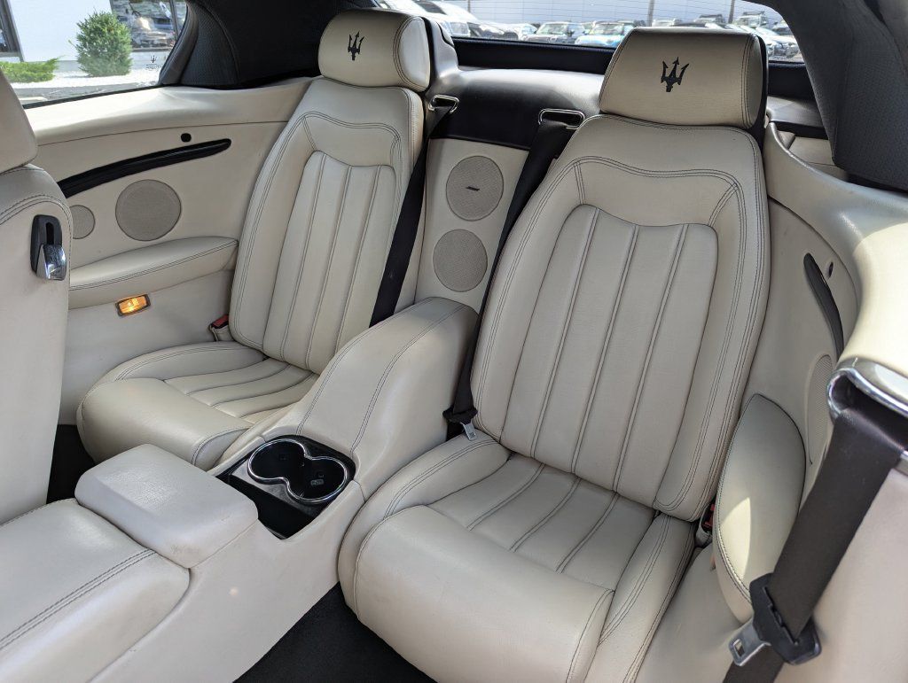 Used 2013 Maserati GranTurismo Convertible RWD image 37