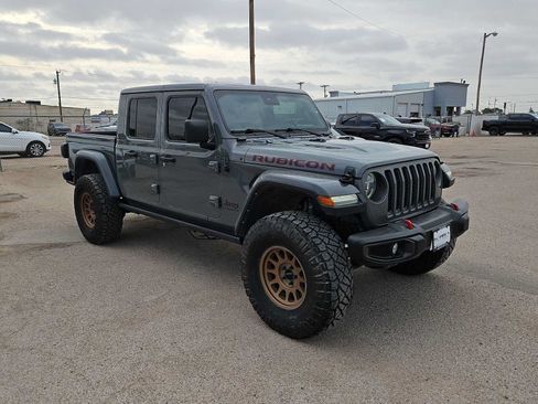 Used 2021 Jeep Gladiator Rubicon AWD/4WD image 2