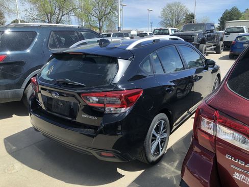 Used 2023 Subaru Impreza Premium image 4