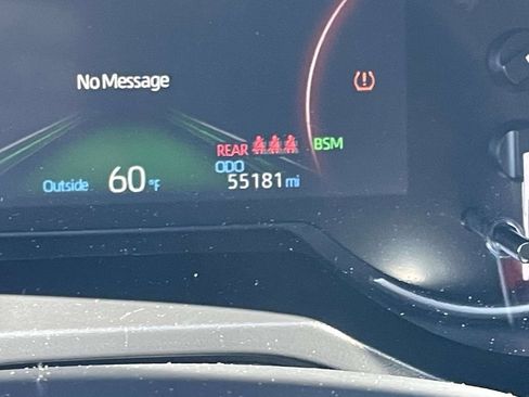 Used 2024 Toyota RAV4 XLE FWD image 37