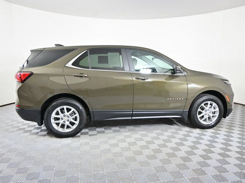 Used 2024 Chevrolet Equinox LT AWD/4WD image 7