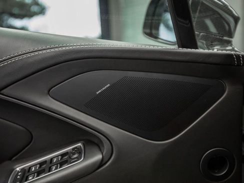 Used 2014 Aston Martin Vanquish Coupe image 41