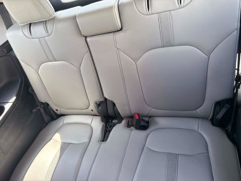 Certified 2024 Honda Pilot EX-L image 15