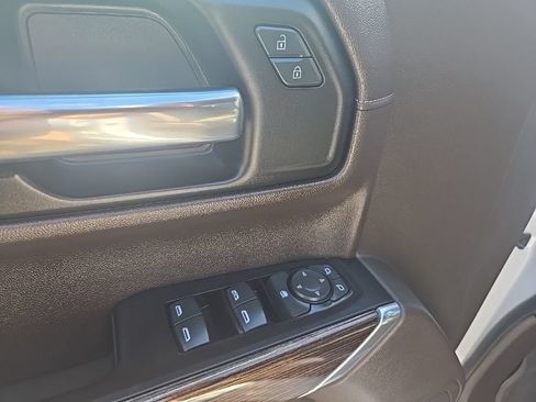 Used 2020 GMC Sierra 1500 Elevation w/ Elevation Value Package AWD/4WD image 10