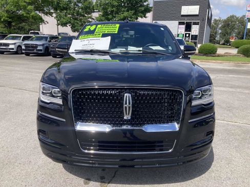 Used 2024 Lincoln Navigator L Reserve AWD/4WD image 12