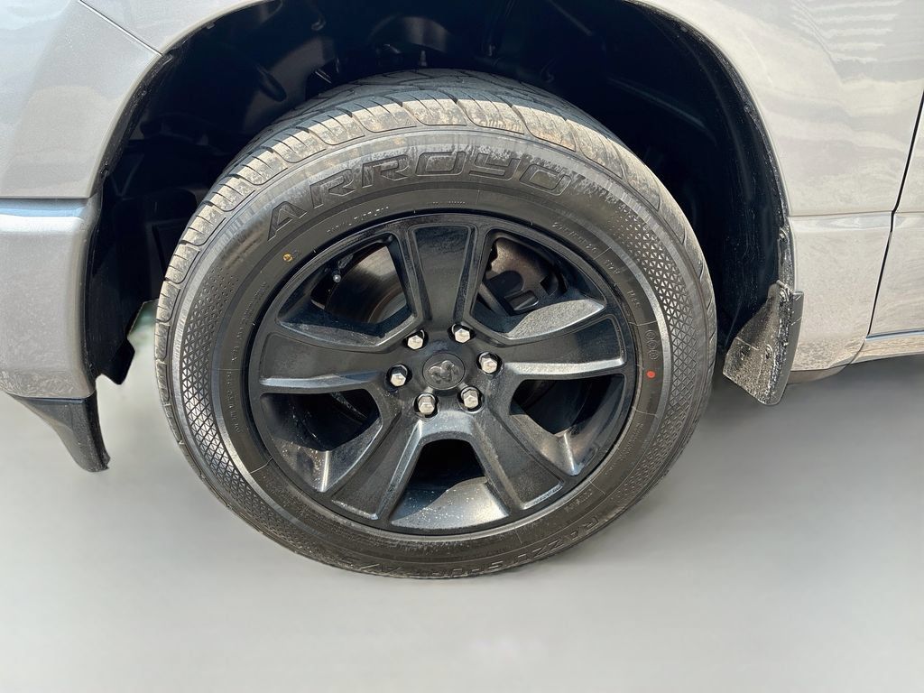 Used 2020 RAM 1500 Big Horn RWD image 31