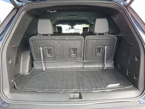 Used 2023 Chevrolet Traverse LT image 30