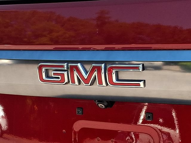 Used 2024 GMC Yukon AT4 w/ Technology Package AWD/4WD image 40
