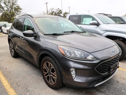 Used 2021 Ford Escape SEL image 4