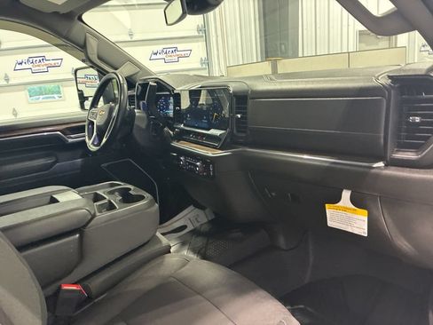 Used 2024 Chevrolet Silverado 3500 LT w/ Convenience Package AWD/4WD image 47