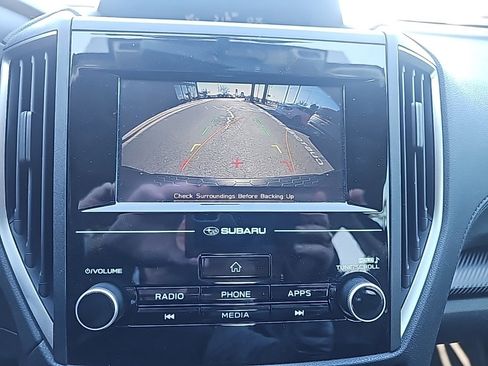 Used 2018 Subaru Crosstrek 2.0i Premium w/ Eyesight System image 2