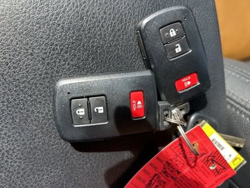 Used 2023 Toyota Tacoma SR5 image 21