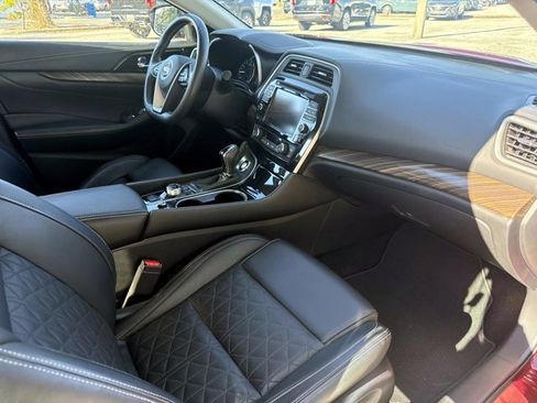 Certified 2018 Nissan Maxima Platinum image 12
