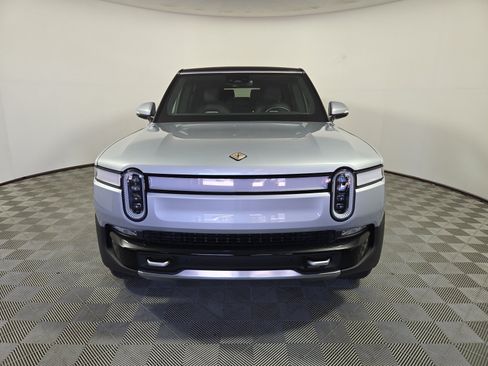 Used 2024 Rivian R1S Adventure AWD/4WD image 8