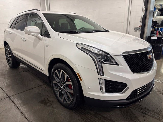 Used 2023 Cadillac XT5 Sportv w/ Platinum Package AWD/4WD image 3