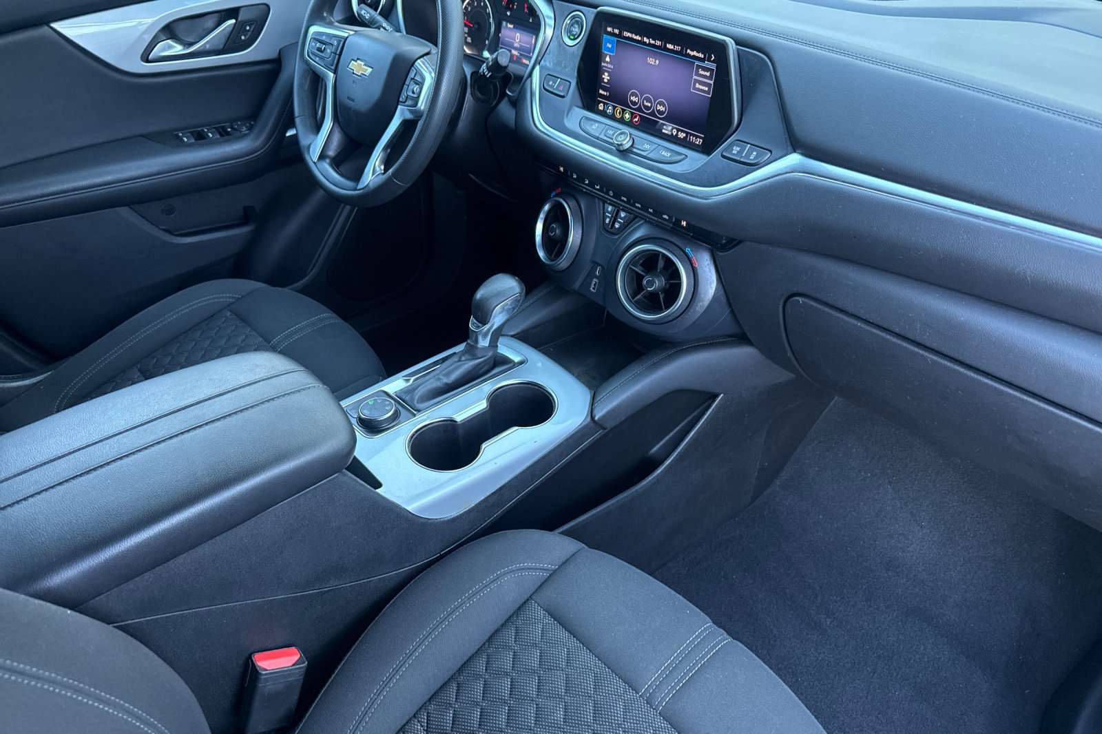 Used 2022 Chevrolet Blazer LT AWD/4WD image 18