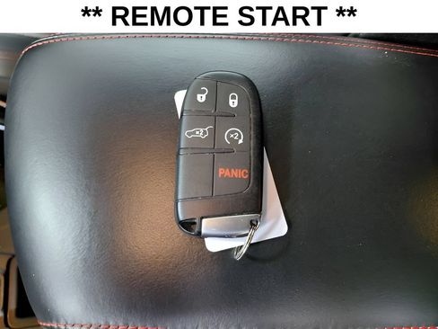 Used 2025 Dodge Durango R/T AWD/4WD image 16