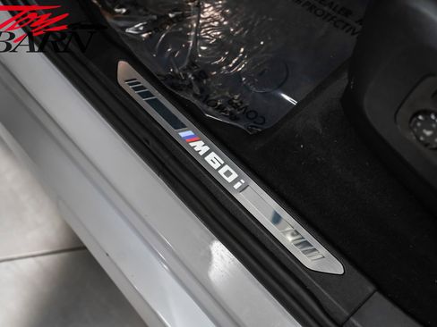 Used 2024 BMW X7 M60i w/ Executive Package image 25