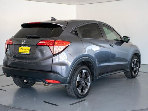 Used 2018 Honda HR-V EX image 7