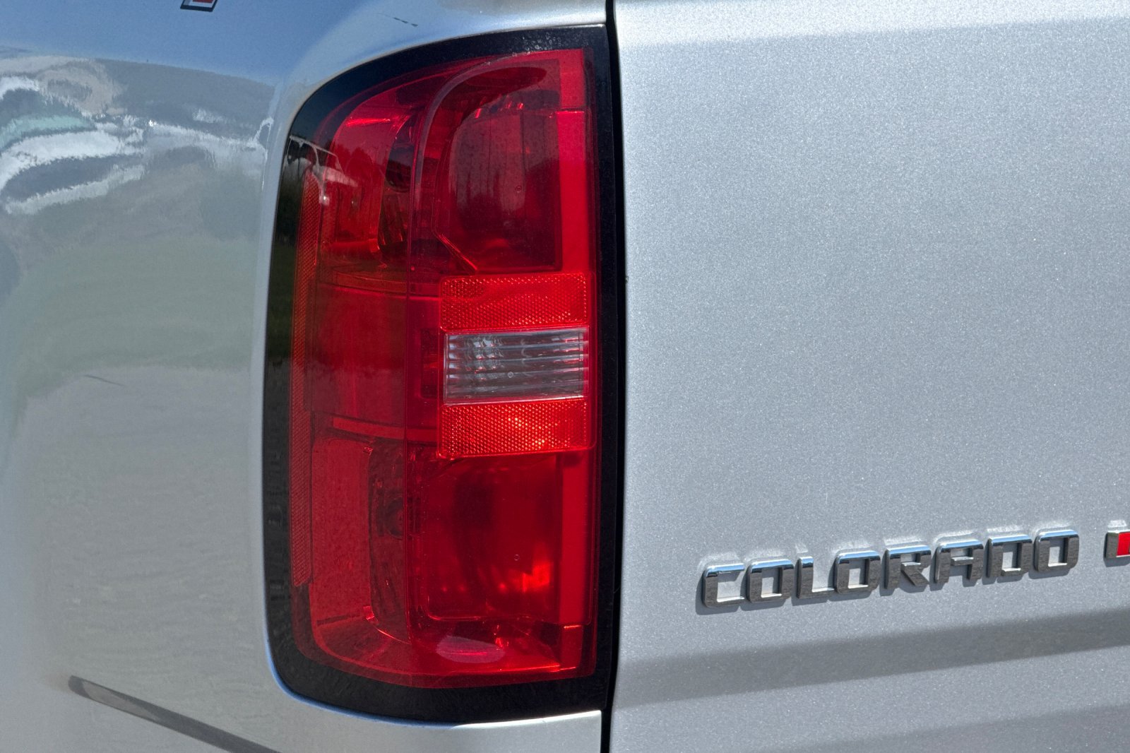 Used 2018 Chevrolet Colorado LT w/ LT Convenience Package AWD/4WD image 44