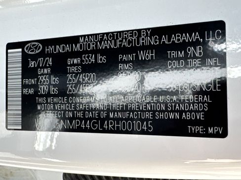 Used 2024 Hyundai Santa Fe Limited image 25