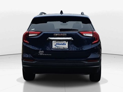 Used 2022 GMC Terrain SLE w/ Driver Convenience Package image 7