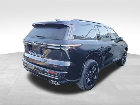 Used 2024 Chevrolet Traverse RS image 13