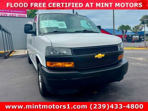 Used 2020 Chevrolet Express 2500 Extended w/ Driver Convenience Package RWD image 20