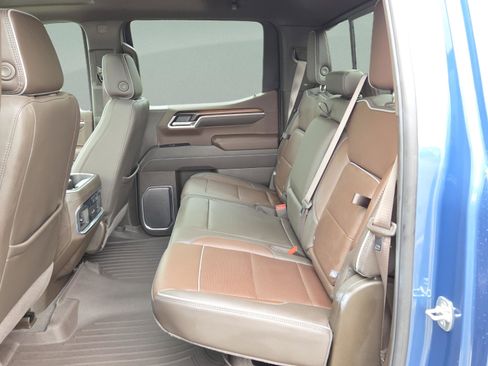 Used 2025 GMC Sierra 1500 Denali image 11