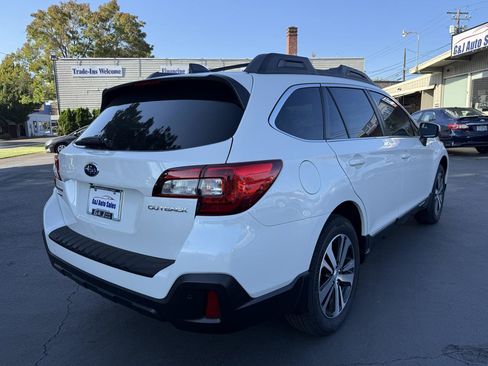 Used 2019 Subaru Outback 2.5i Limited w/ Popular Package #2 AWD/4WD image 8